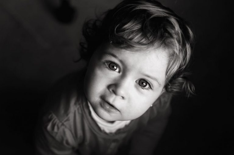 foto niña sevilla Aljarafe